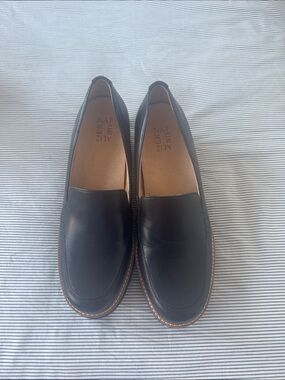 NWOT Naturalizer Black Womens Slip-On Loafers with Brown Trim